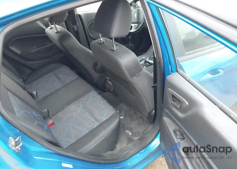 2013 Ford Fiesta Se z USA, uszkodzony, nr VIN 3FADP4EJ9DM215858